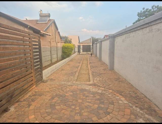 3 BEDROOM HOUSE FOR SALE IN ENNERDALE